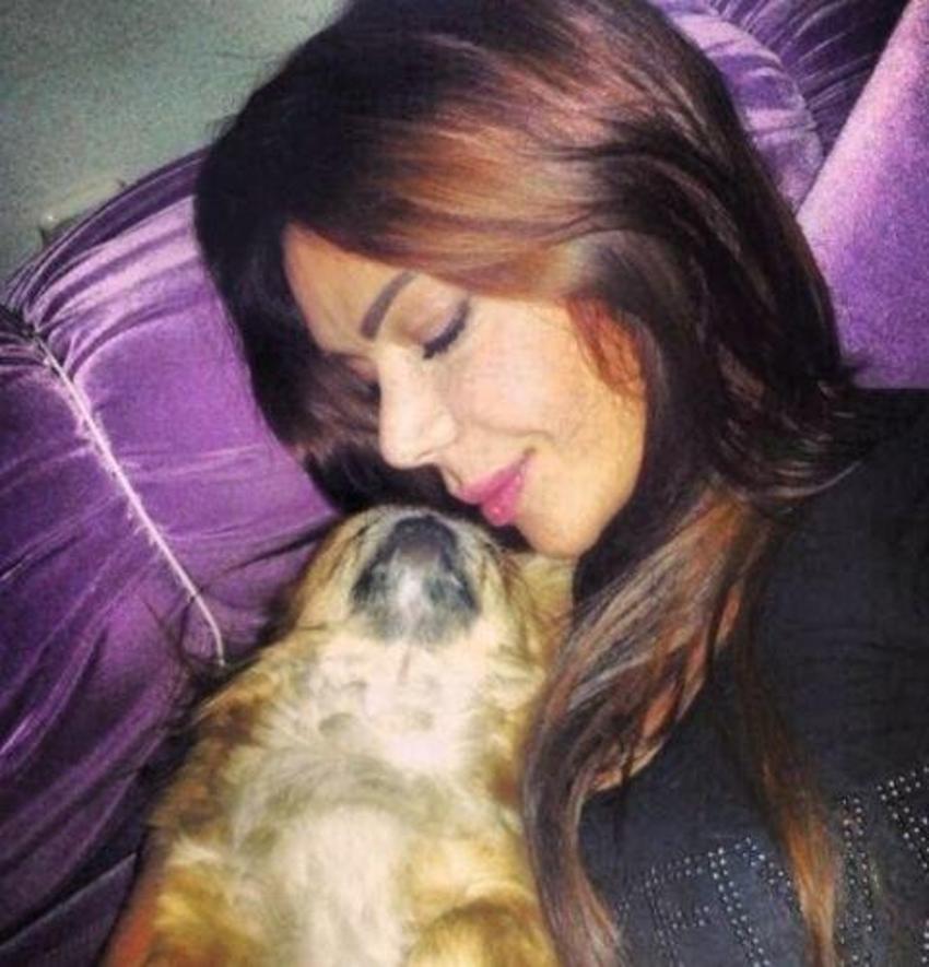 Sevda Demirel: 'Kölen olayım, ayağını yıkayım!' diyenler var