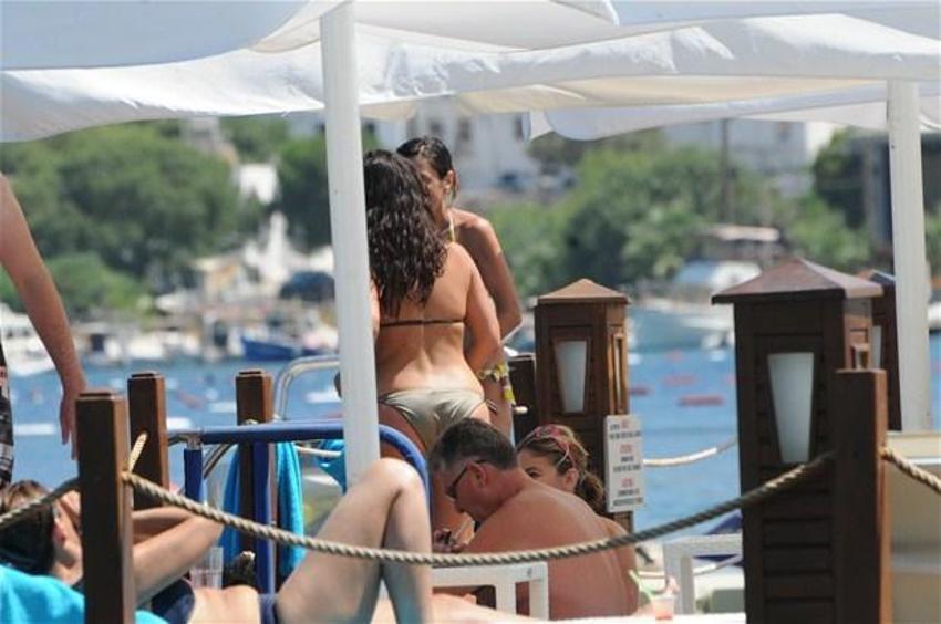 Selen Görgüzel jet-ski mağduru oldu!