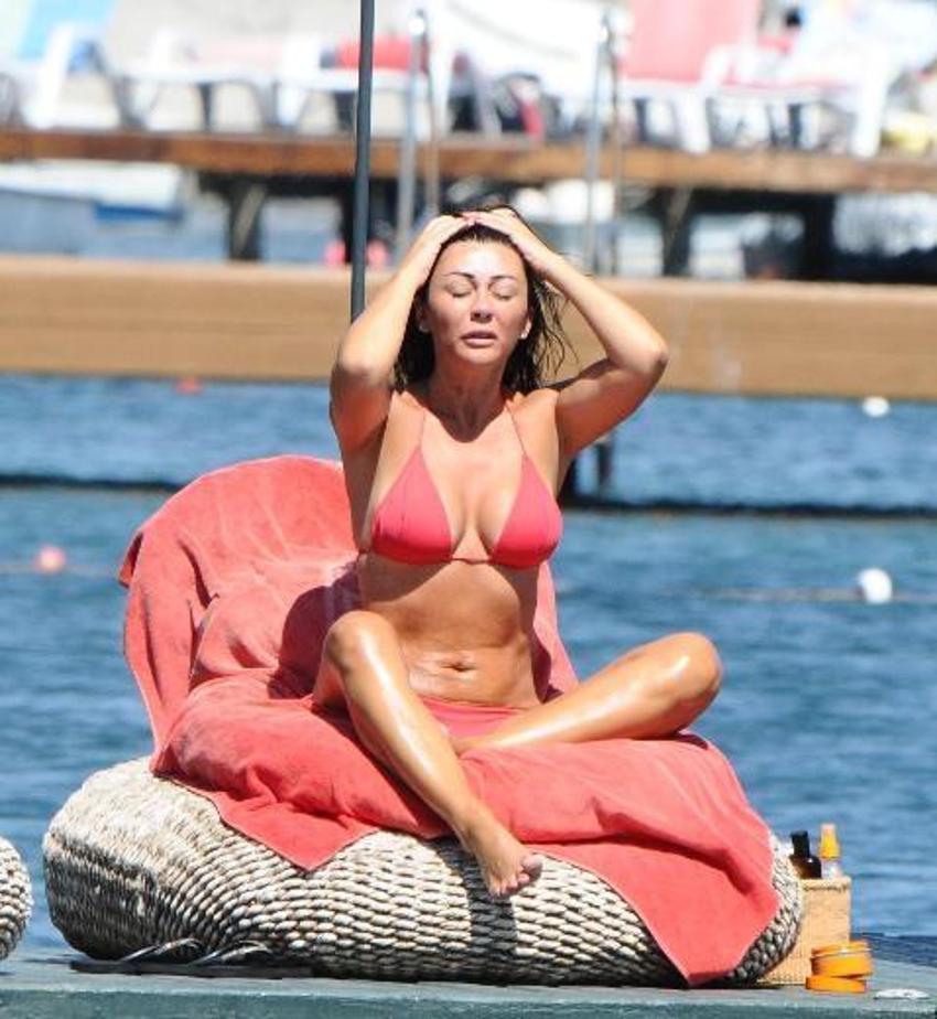 Selen Görgüzel jet-ski mağduru oldu!