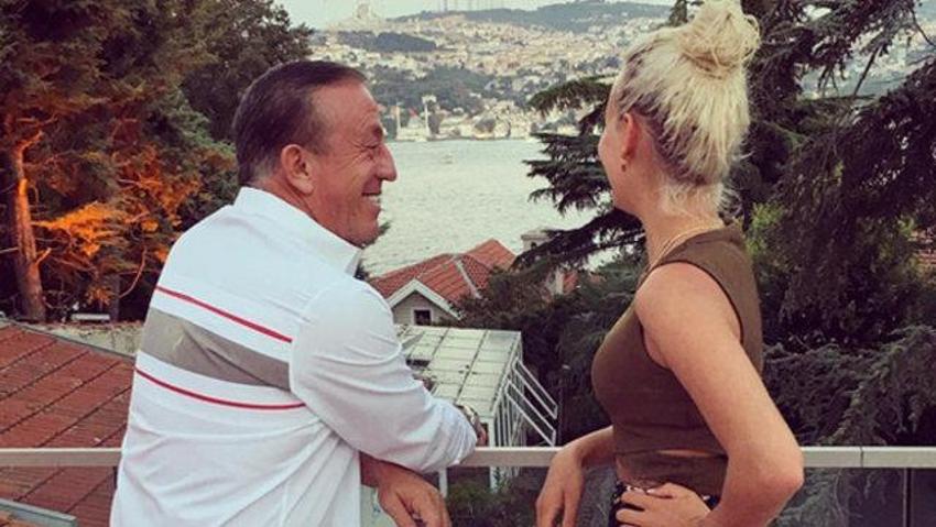 Ali Ağaoğlu ile Duygu Su ayrıldı mı?
