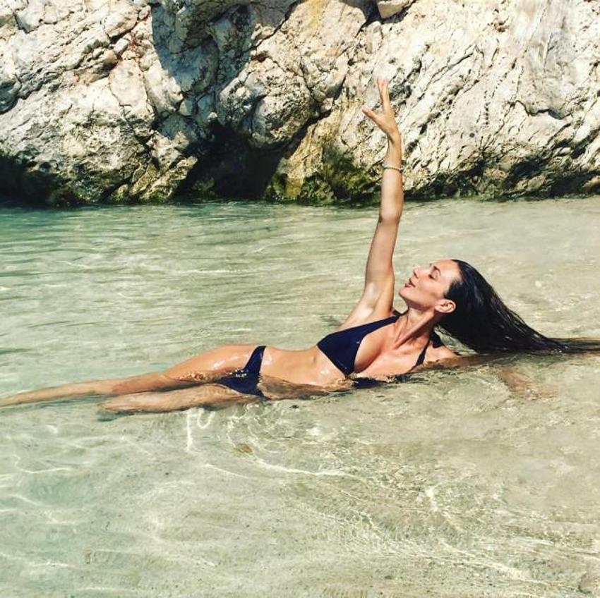 Yasemin Hadivent yıllanmış şarap gibi!