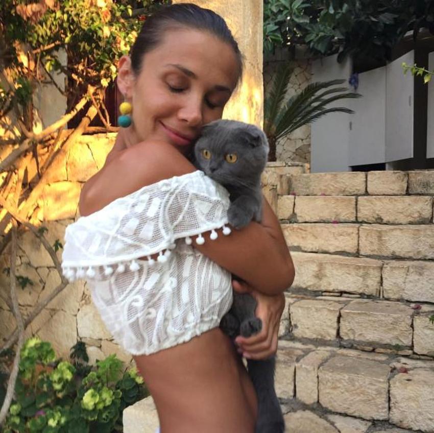 Yasemin Hadivent yıllanmış şarap gibi!