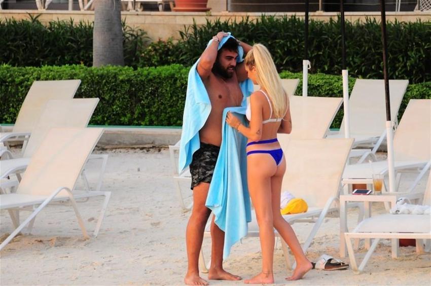 'Gardırop Savaşları'nın güzeli Asena Ayyüce fena yakalandı!