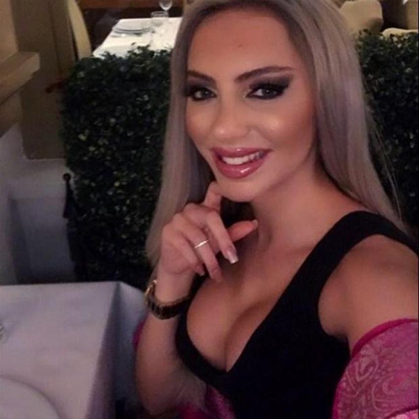 Tuğçe Aral bacaklarını sigortalattı!