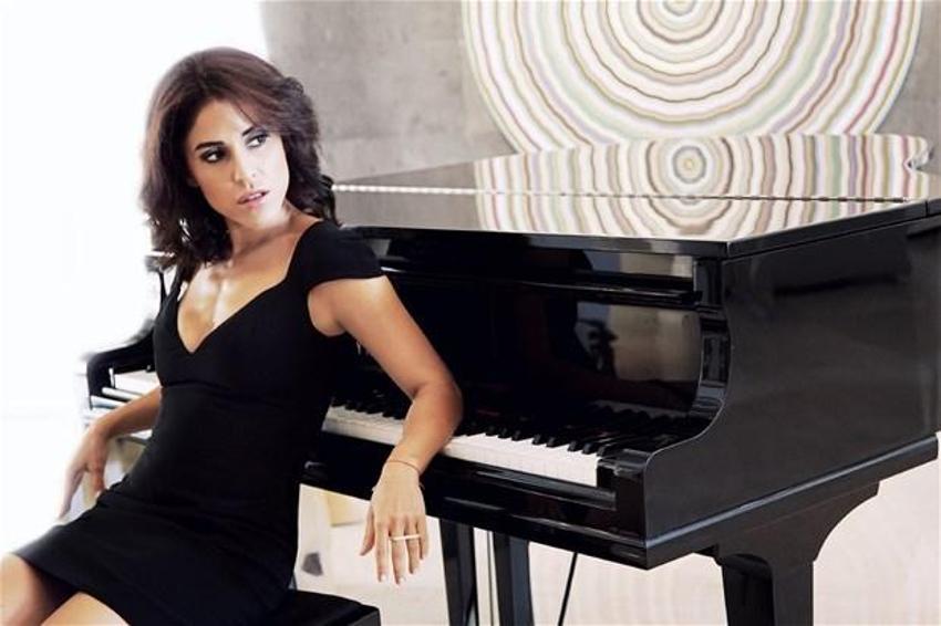 Irmak Ünal boşandıktan sonra resmen coştu!