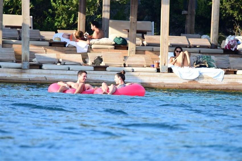 Kelly Brook Bodrum’da