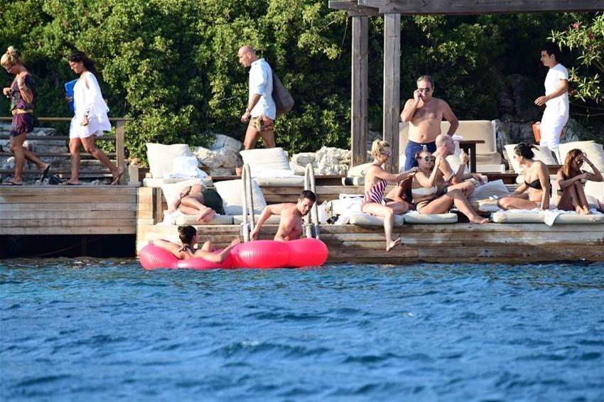 Kelly Brook Bodrum’da