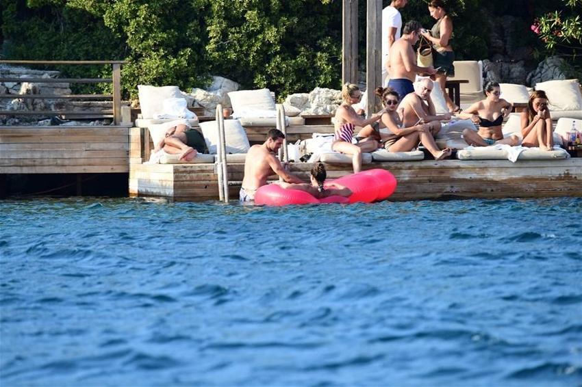 Kelly Brook Bodrum’da