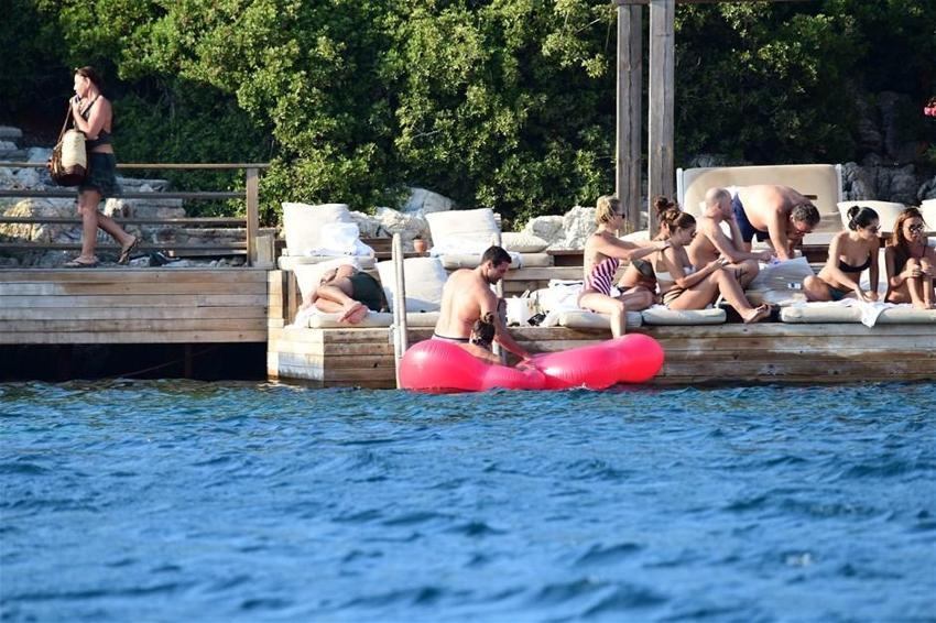 Kelly Brook Bodrum’da