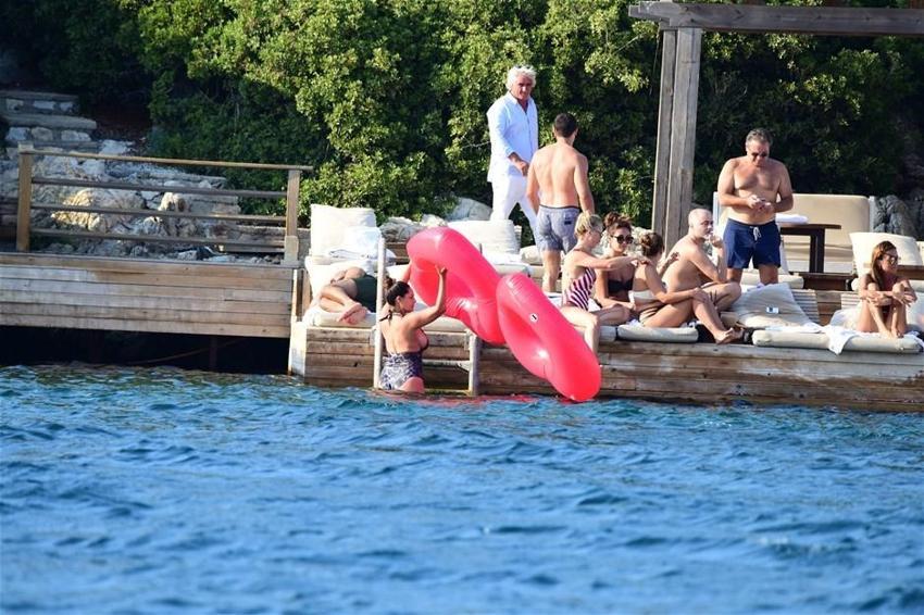 Kelly Brook Bodrum’da