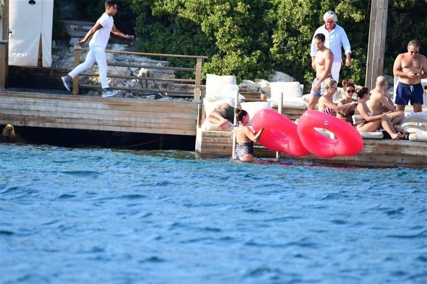 Kelly Brook Bodrum’da