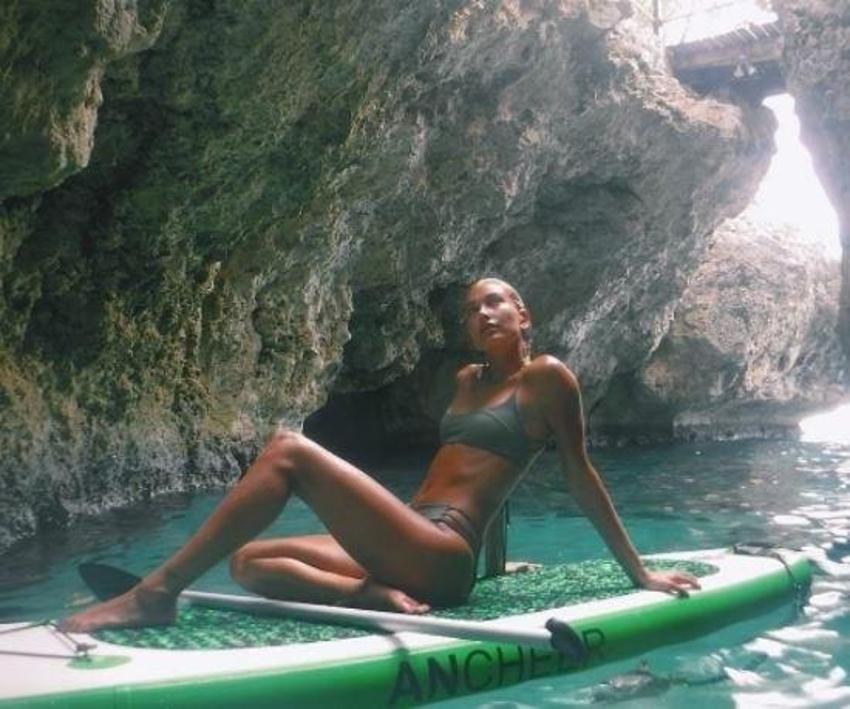 Dünyanın en seksi kadını Hailey Baldwin itiraf etti!