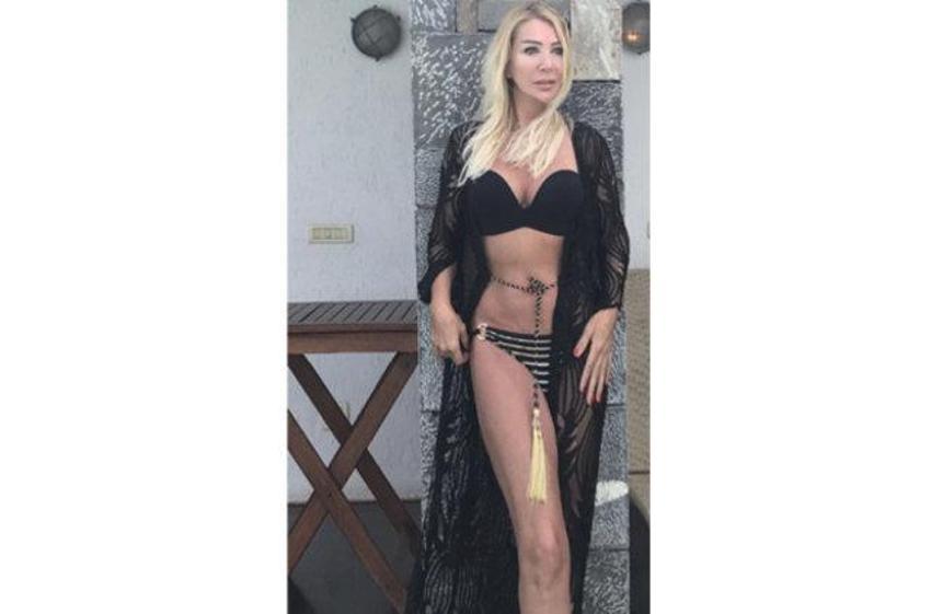 Transparan Seda çok cesur!