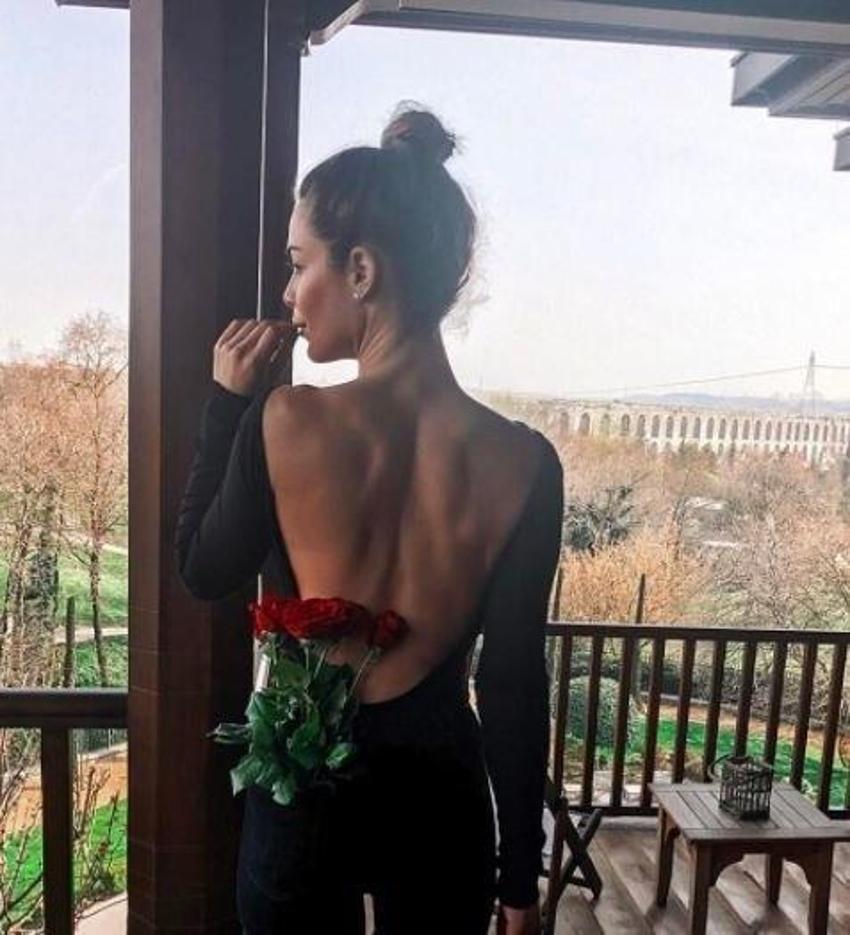 Eliz Sakuçoğlu bakın ne yaparken yakalandı?