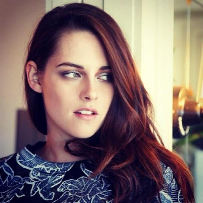 Kristen Stewart'tan çıplak reklam!