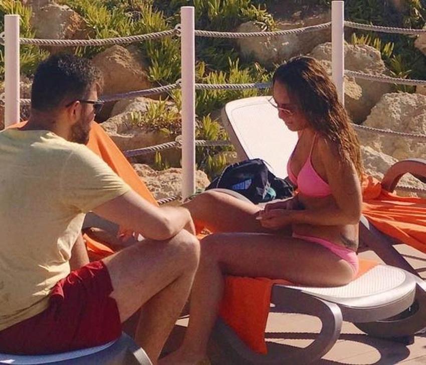 Bikinili Ziynet Sali fena yakalandı!