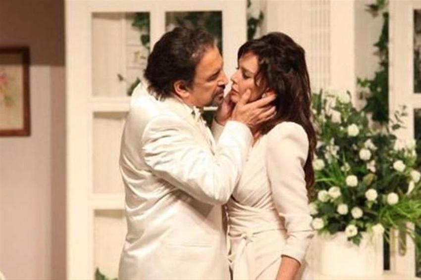 'Göbek ve kalça yağlarını aldırdı' iddiası!