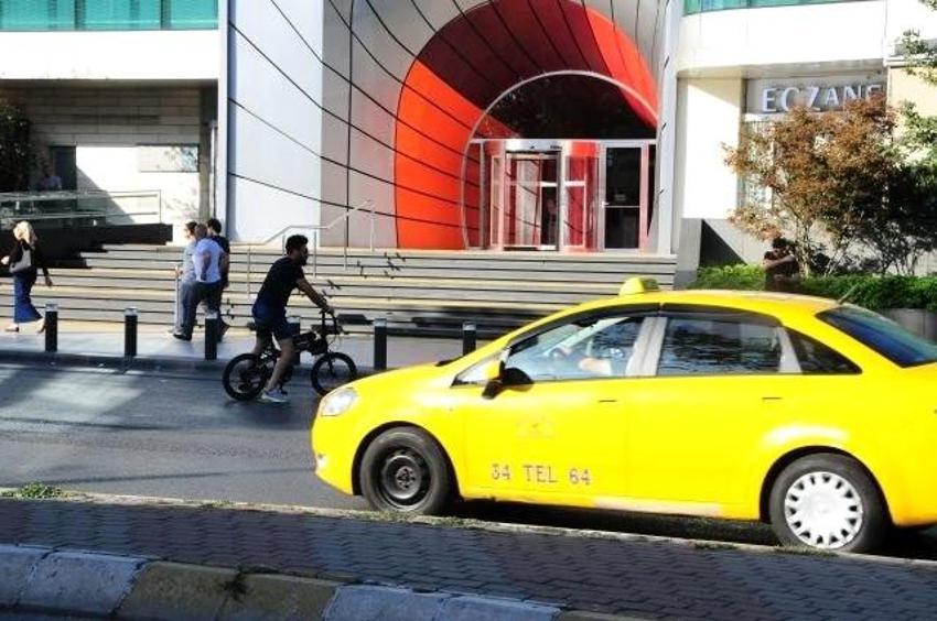 'İlk Öpücük'te renkli görüntüler!