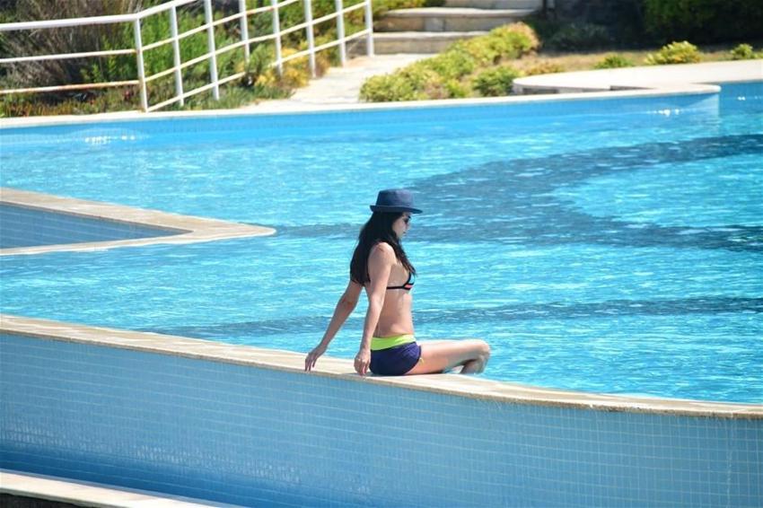 Ebru Şallı kafaları karıştırdı!