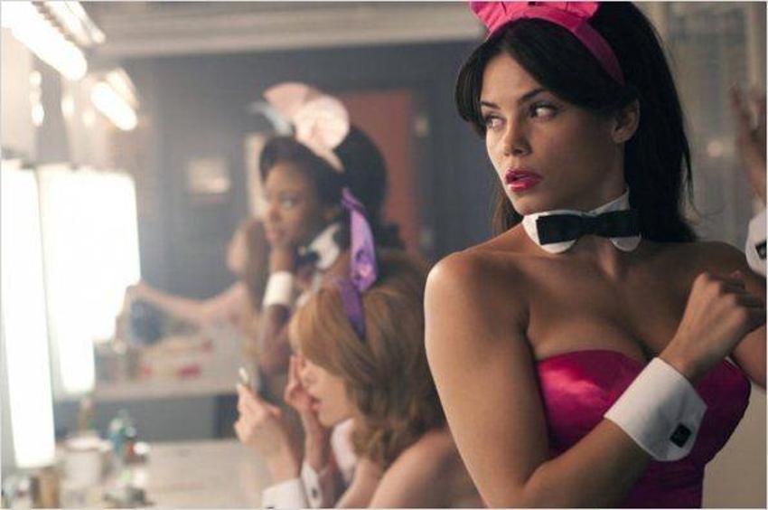 Jenna Dewan’dan iç çamaşırlı gövde gösterisi!