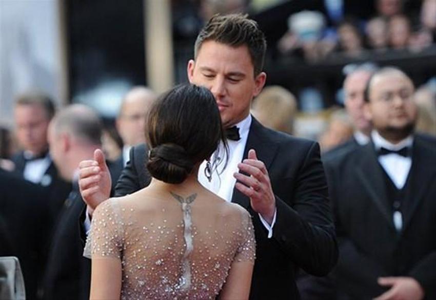 Jenna Dewan’dan iç çamaşırlı gövde gösterisi!
