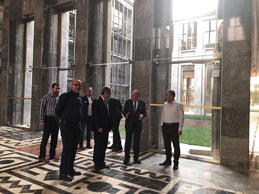 'Polat Alemdar' TBMM'de! Makaslanan sahneyi anlattı...