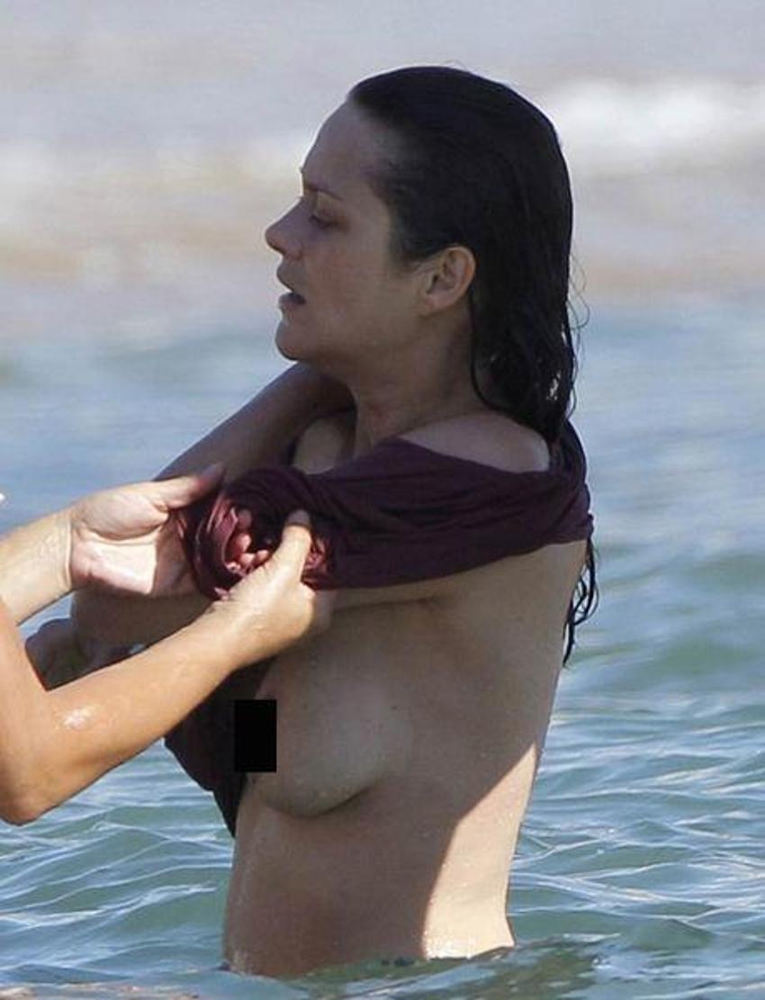 Marion Cotillard çırılçıplak soyundu!
