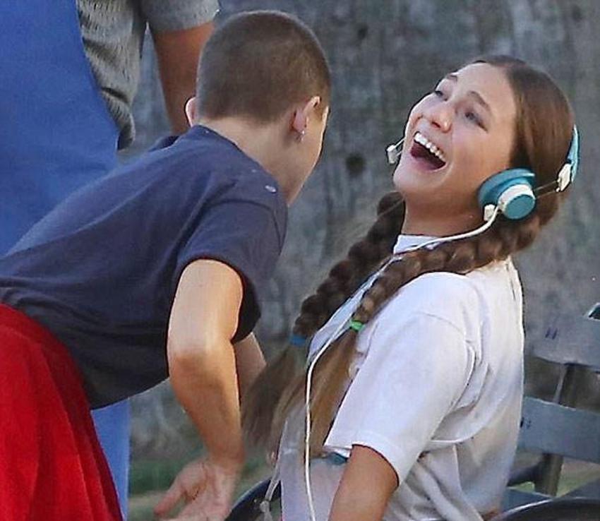 Kate Hudson yeni imajıyla büyüledi!