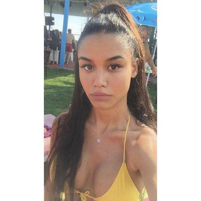Survivor Denisa, Instagram'ı sallıyor!