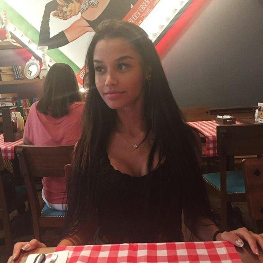 Survivor Denisa, Instagram'ı sallıyor!