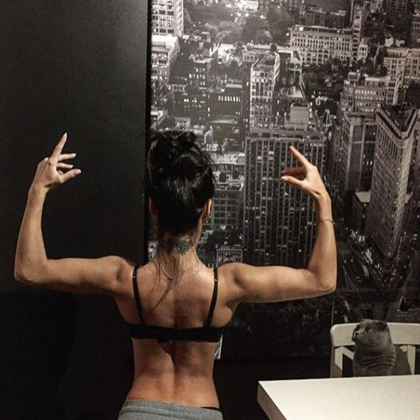 Survivor Denisa, Instagram'ı sallıyor!