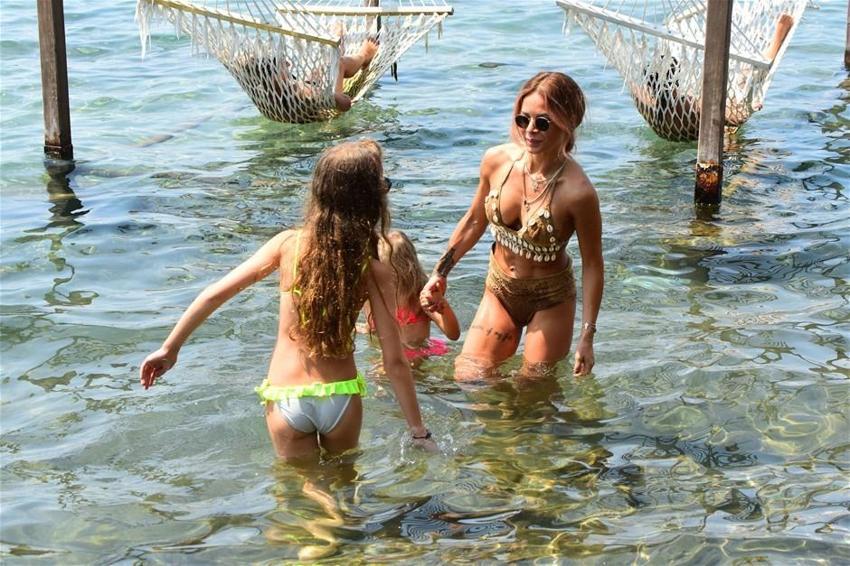 Koyu Fenerbahçeli Eliz Sakuçoğlu'ndan sürpriz paylaşım!