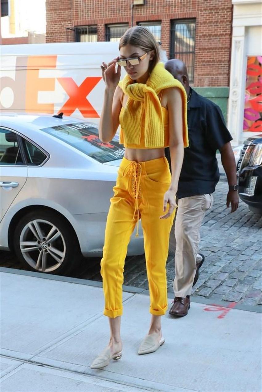 Tüm bakışlar Gigi Hadid'e yöneldi!