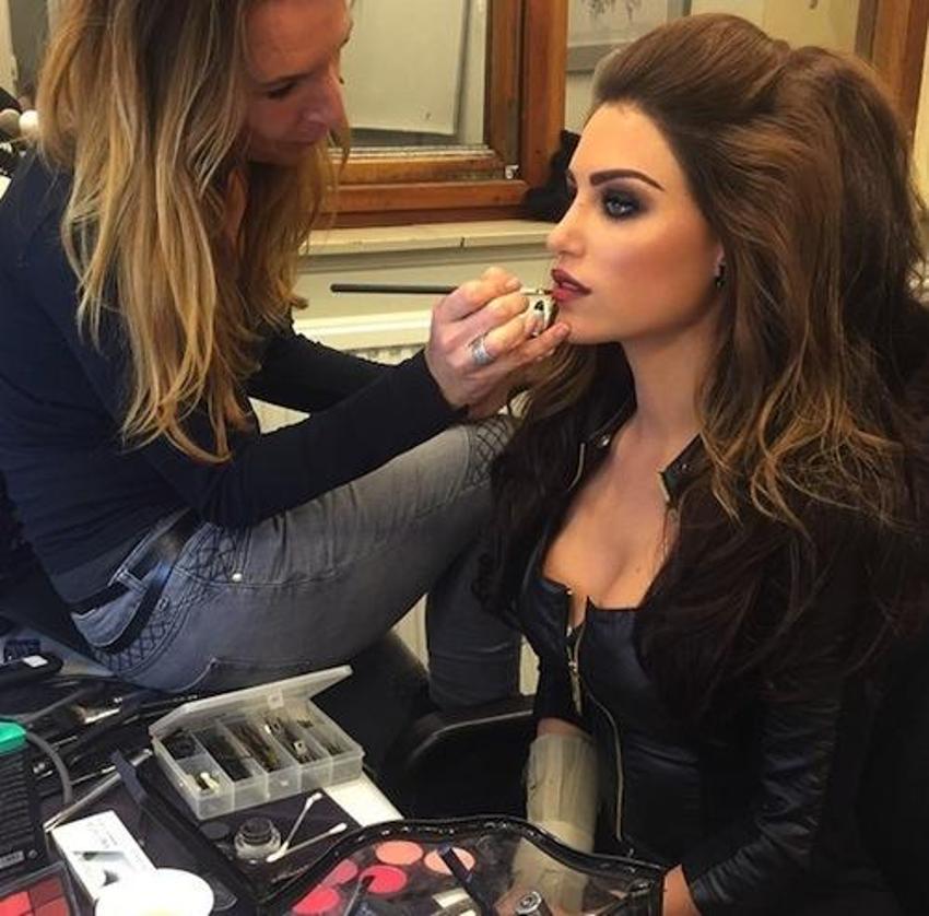 Yolanthe çok mutsuz! Dönmek istiyor...