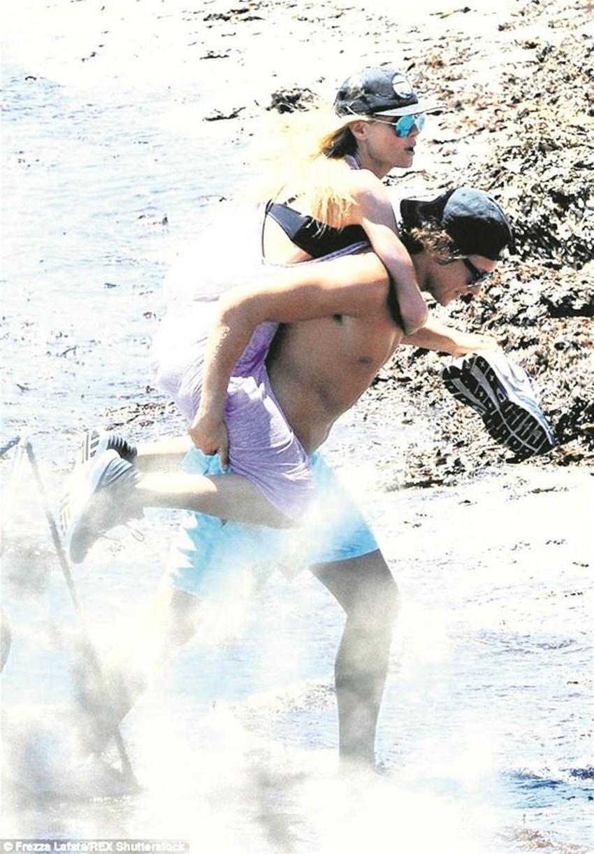 Heidi Klum'dan çıplak paylaşım!