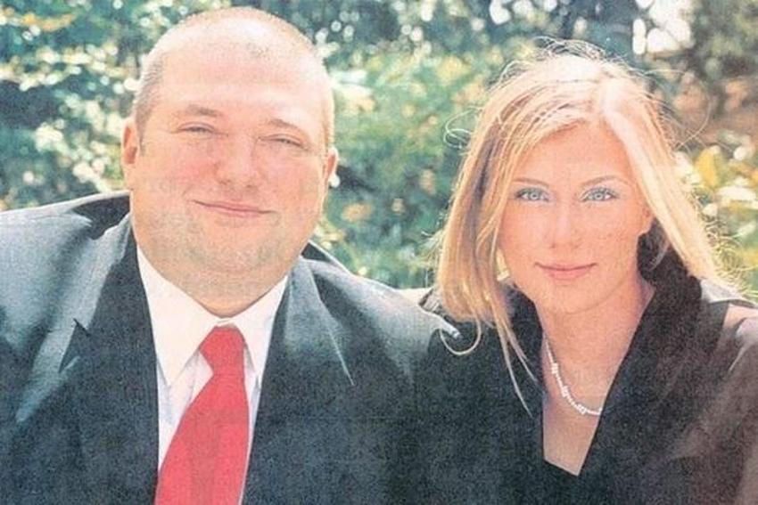 Hakan Uzan, Playboy'dan İstanbul'a eskort kız isterdi!