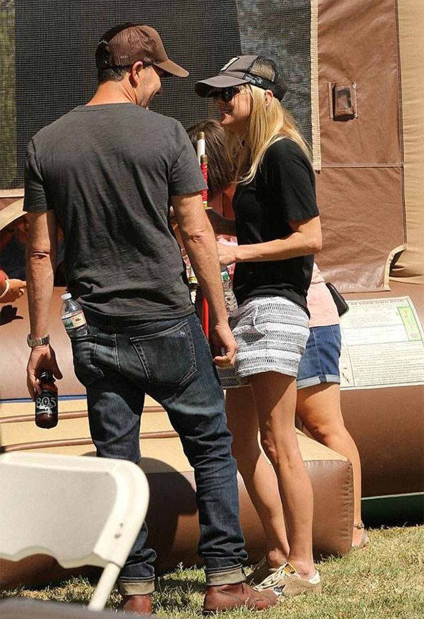 Anna Faris yeni aşkı ile yakalandı!