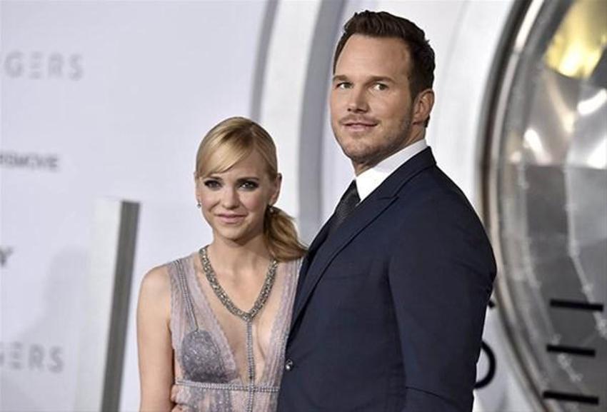Anna Faris yeni aşkı ile yakalandı!