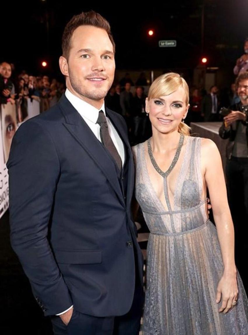 Anna Faris yeni aşkı ile yakalandı!