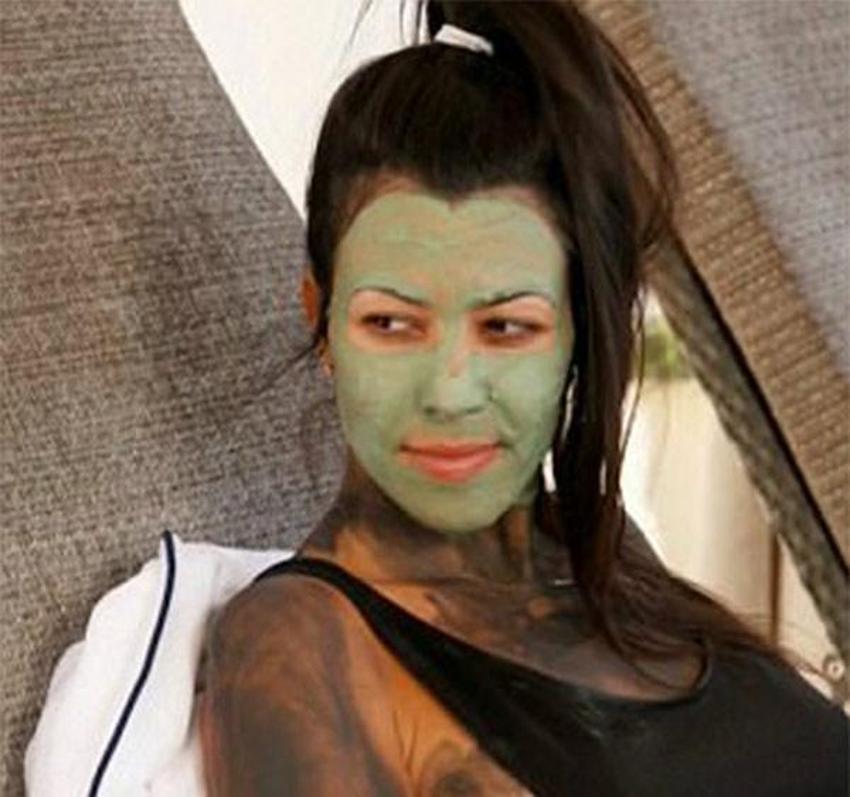 Kardashian'lar bikini giyip eğlendiler!