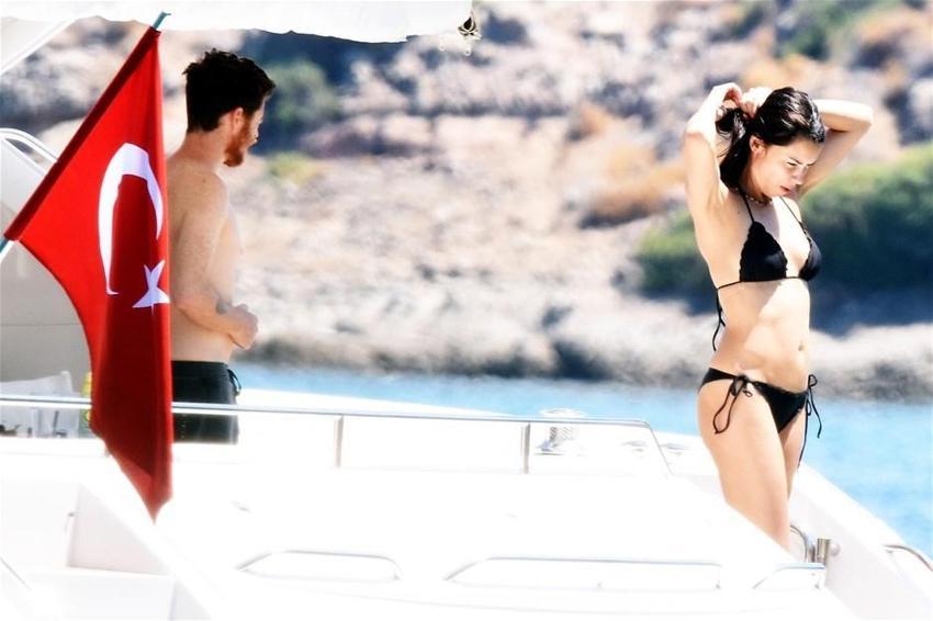 İşte Adriana Lima'nın Metin Hara’nın evlilik teklifine cevabı!
