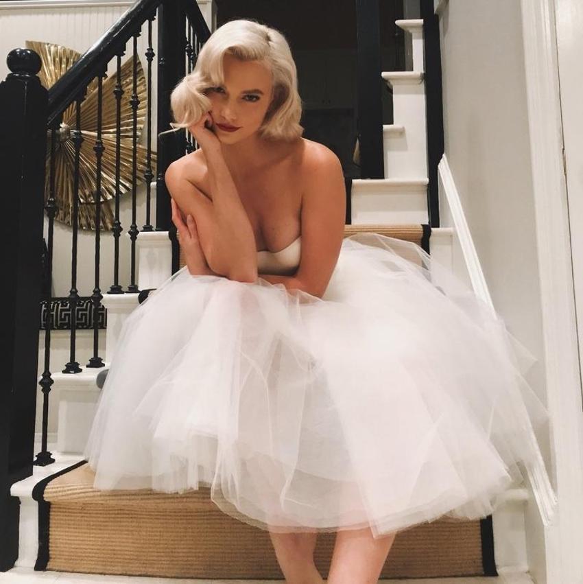 Karlie Kloss efsane pozları taklit etti!