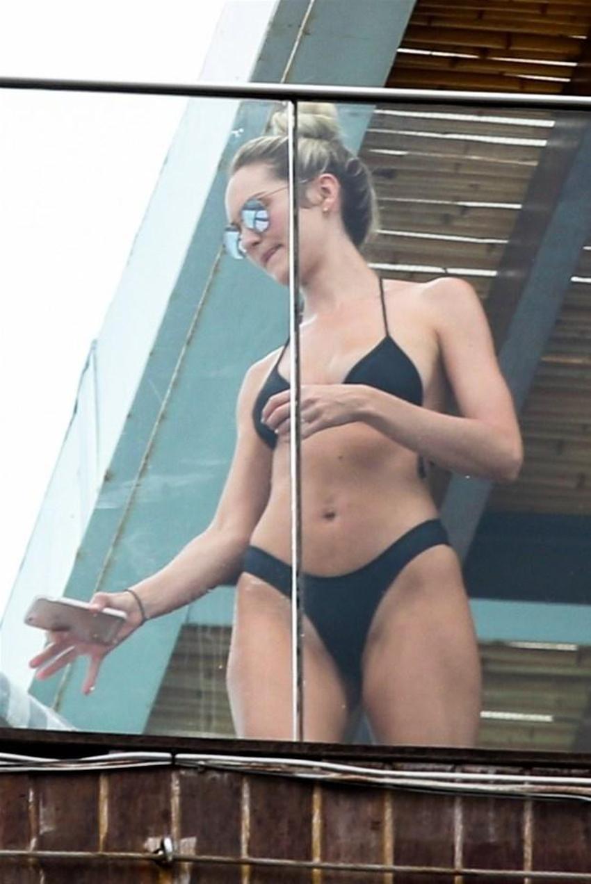 Candice Swanepoel açık açık paylaştı!