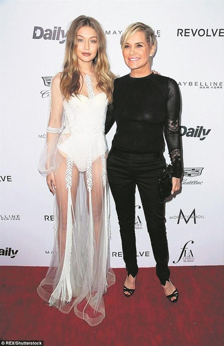 Gigi Hadid'i adım adım takip eden bu adam kim?