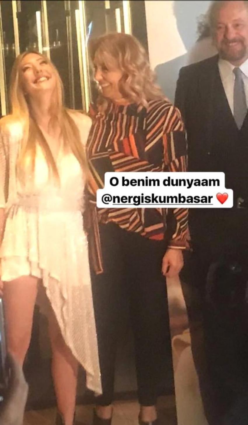 Mali'nin kızı Yasmin minisiyle yürek hoplattı!