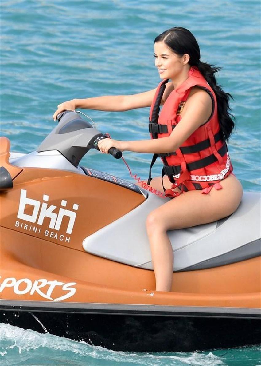 Demi Rose yine yaptı yapacağını!