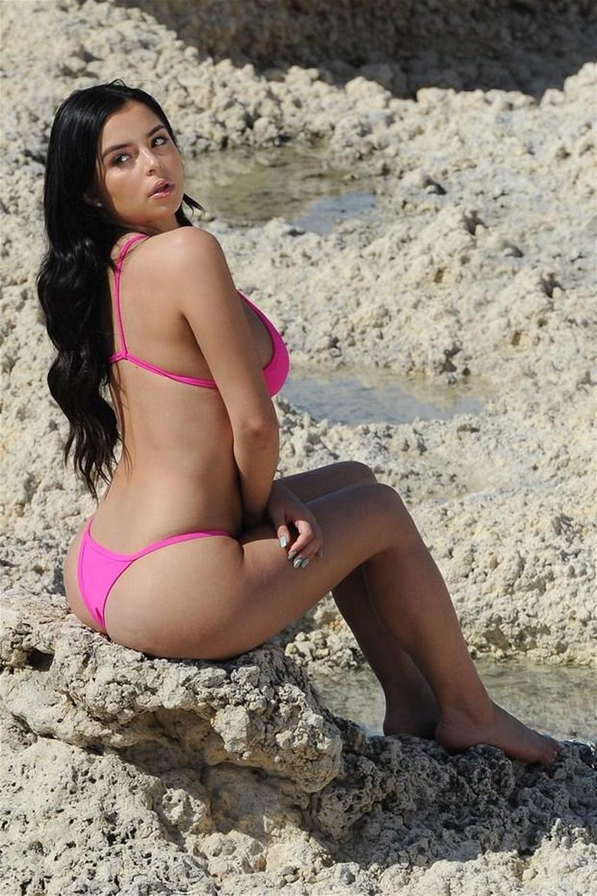 Demi Rose yine yaptı yapacağını!