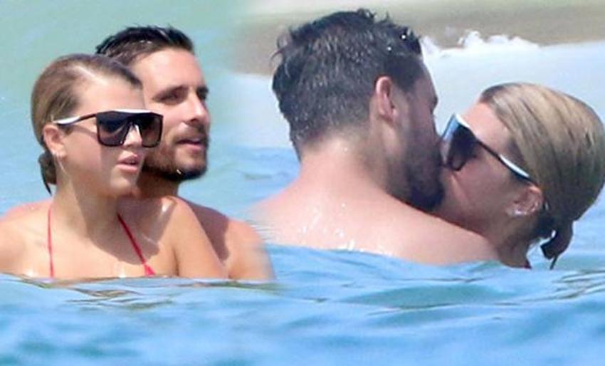 Sofia Richie çıplak güneşlendi!