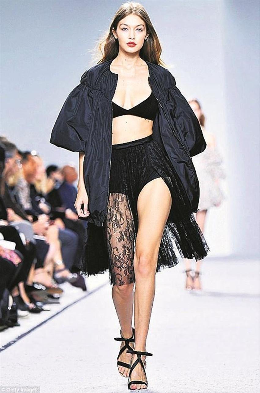 Gigi Hadid yine herkesi büyüledi!