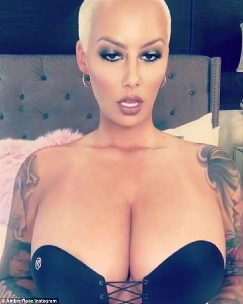 Amber Rose'un seksi paylaşımı tepki çekti!